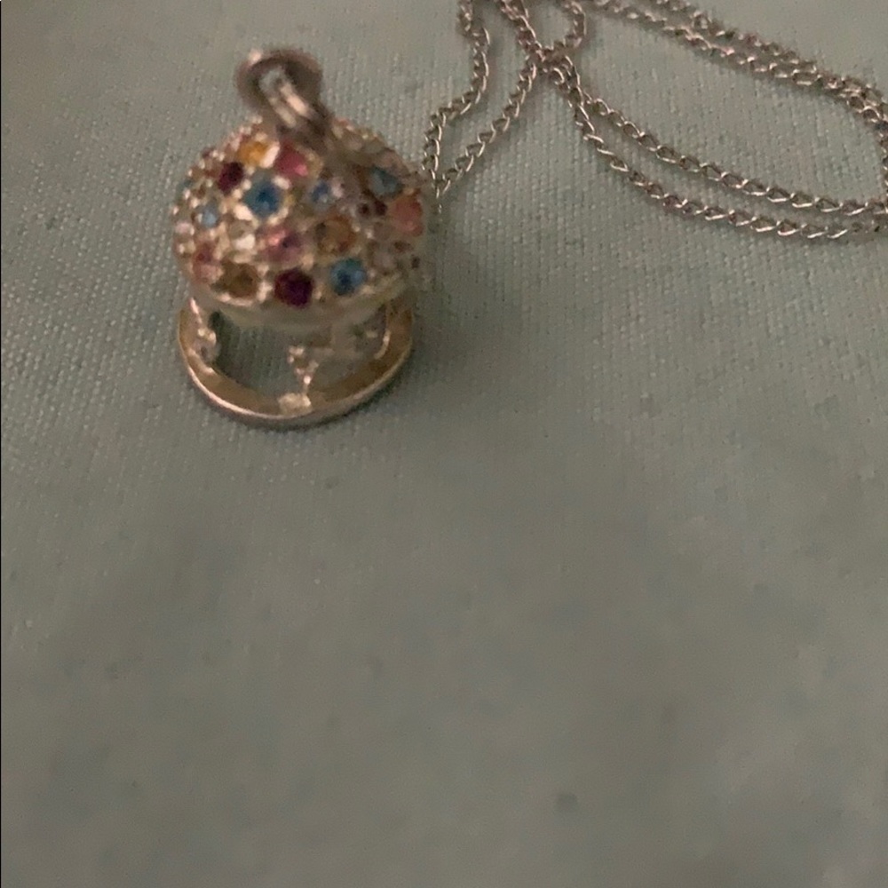 Carousel pendant - Picture 2 of 6